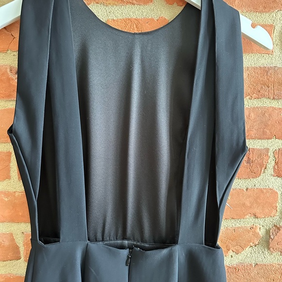 Misha Collection Siran Backless Asymmetrical Black Dress. Size 4. - Picture 5 of 7